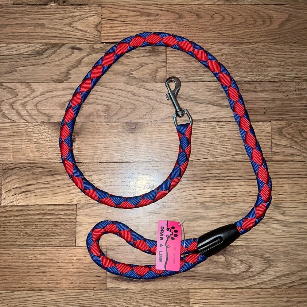 NEW with tags Nylon Dog Leash
